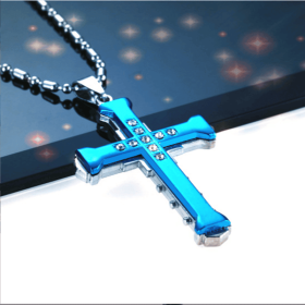 Fashionable Men Jesus Cross Zircon Necklace Gold Plated Cross Pendant Hip Hop Necklaces for Men Jewelry Party Anniversary Gift (Metal Color: blue)