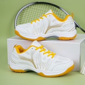 New super light breathable couple badminton shoes Fashion comfortable men's sports shoes tennis shoes (Color: White gold, size: 43)