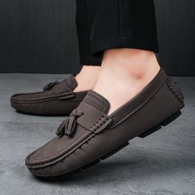 New fringe men's bean shoes comfortable trend with a slip-on loafers men's loafers driving shoes (Color: Brown, size: 39)